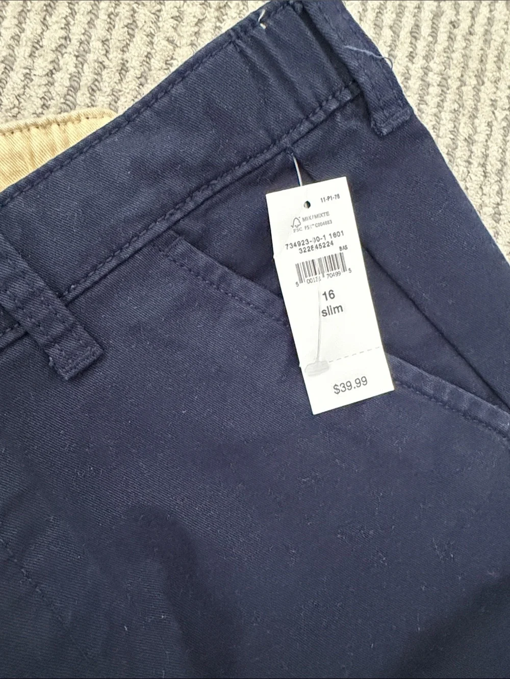 Brand new with tags GAP Boys 16 slim Classic Straight Fit Chino Pants - Navy